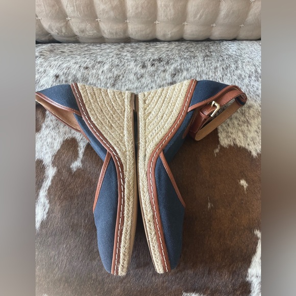 Size 8N Navy wedge - narrow - Picture 2 of 5